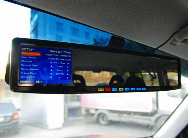 Оренбуржцы изъявили желание установить видеорегистраторы на авто